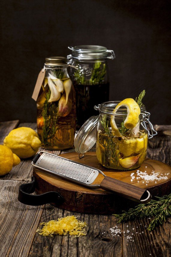 MICROPLANE Master Series: ZESTER GRATER